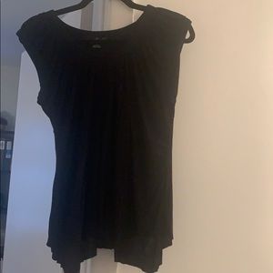 Black sleeveless shirt